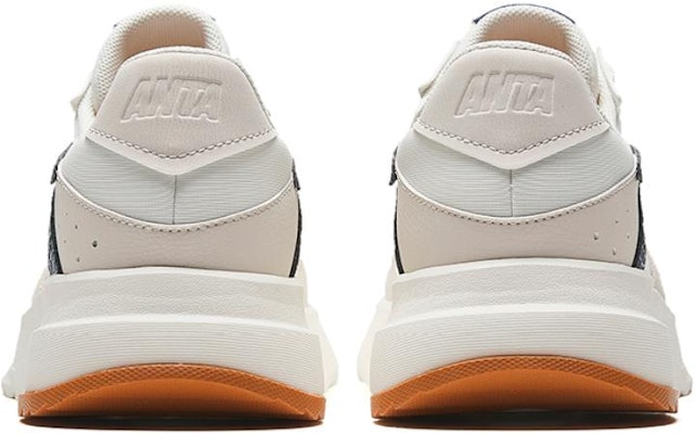 安踏 小冰糖 防滑耐磨 低幫 運動休閒鞋 男款 象牙白泥沙灰 Shop 安踏 小冰糖 防滑耐磨 低幫 運動休閒鞋 男款 象牙白泥沙灰