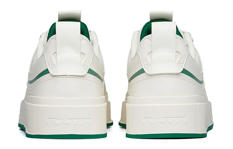 Shop Anta Low 'Putih Hijau' Kasut Skateboard 912228033-7