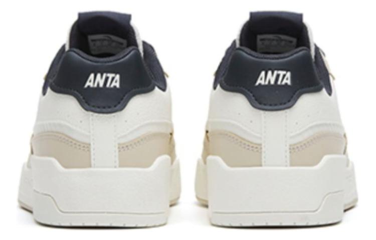 Shop 安踏低帮'白灰' 912318062-2