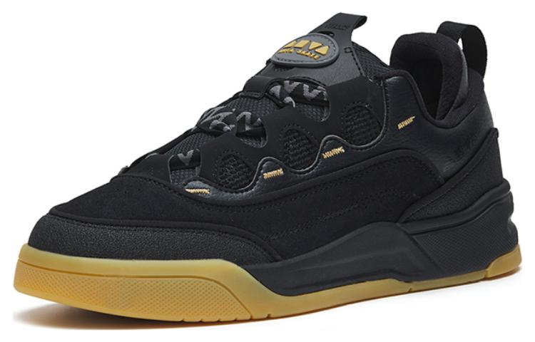 Order Anta Low Top 'Black Penahan Guncangan' 112248053-2