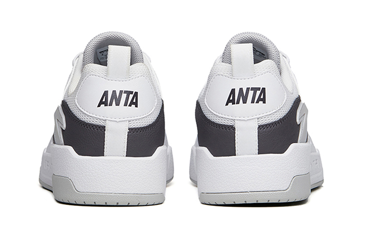 Shop Anta安踏 防滑耐磨輕便 低幫 板鞋 灰白