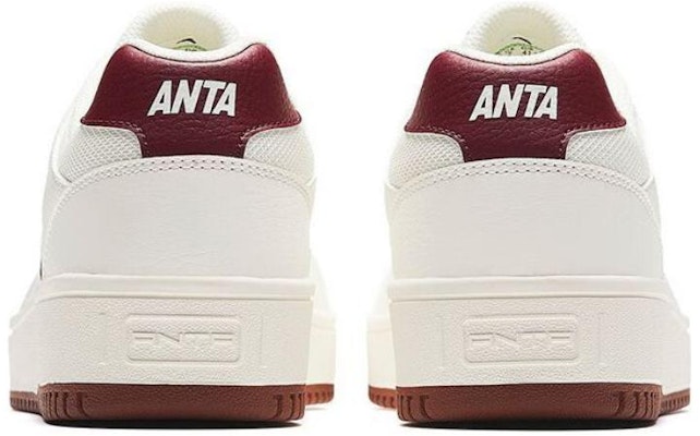 安踏红白低帮鞋 912348068-7 Lookbook 安踏红白低帮鞋 912348068-7