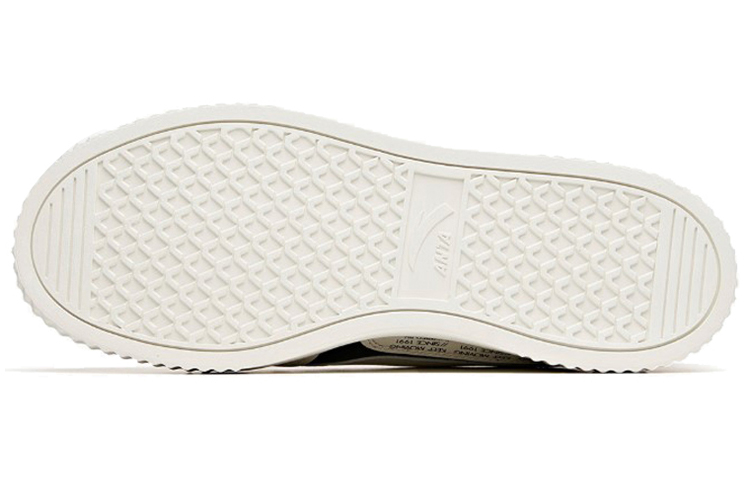 Purchase 안타 로우탑 '화이트 블랙' 112028026R-1