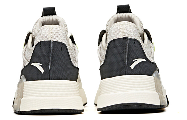 Shop Anta Low-Top 'Blanco Gris Negro' 112118809-2