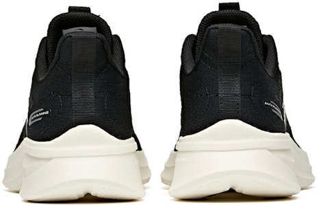 Anta Sepatu Lari Rendah 'Hitam Putih' 112235570S-6 Shop Anta Sepatu Lari Rendah 'Hitam Putih' 112235570S-6