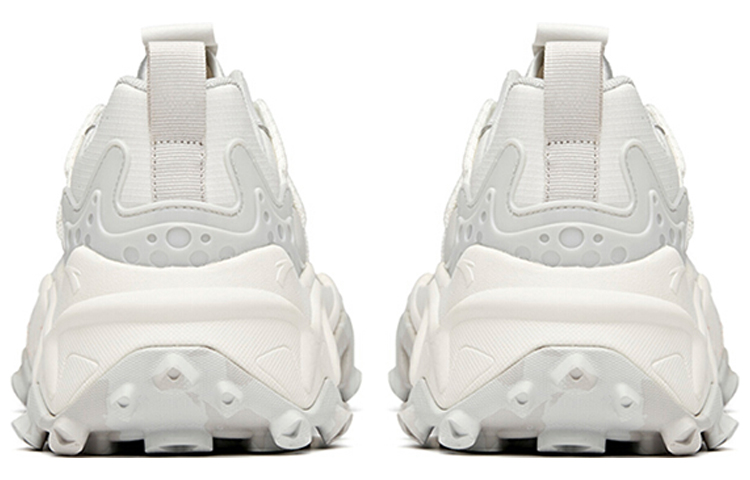 Purchase 安踏低帮跑鞋“白灰” 112038832-1