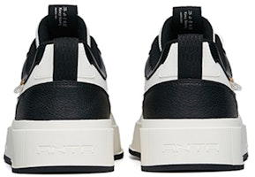 Anta安踏 防滑耐磨輕便透氣 低筒 板鞋 黑白 Purchase Anta安踏 防滑耐磨輕便透氣 低筒 板鞋 黑白