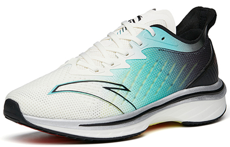 Lookbook 安踏Mach 1 '白蓝黑' 112215566-4