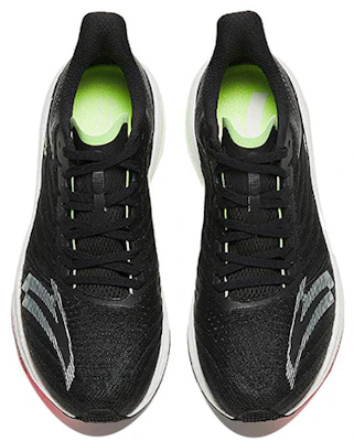 Anta安踏 馬賀4代 減震防滑 低筒 跑步鞋 男款 黑色 Lookbook Anta安踏 馬賀4代 減震防滑 低筒 跑步鞋 男款 黑色