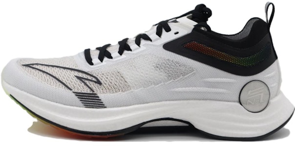 Anta MACH Pro 'Putih Hitam' 112325584S-8 Buy Anta MACH Pro 'Putih Hitam' 112325584S-8