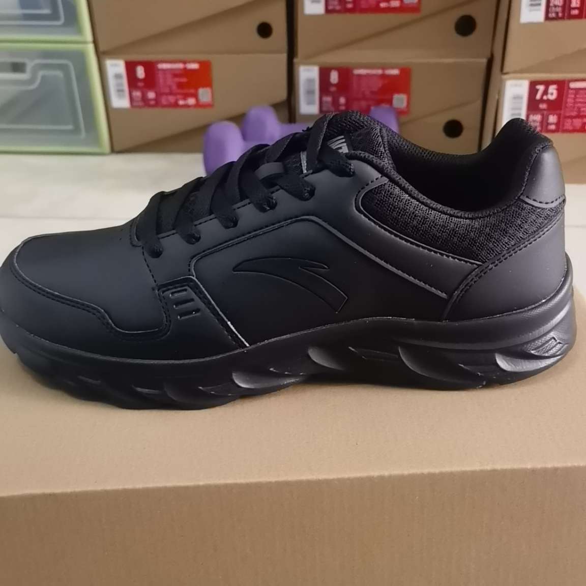 Anta Mesh Breathable Low-Top Running Shoes 'Black'