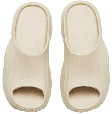 安踏绒毛拖鞋“米色” 912326993-1 Lookbook 安踏绒毛拖鞋“米色” 912326993-1