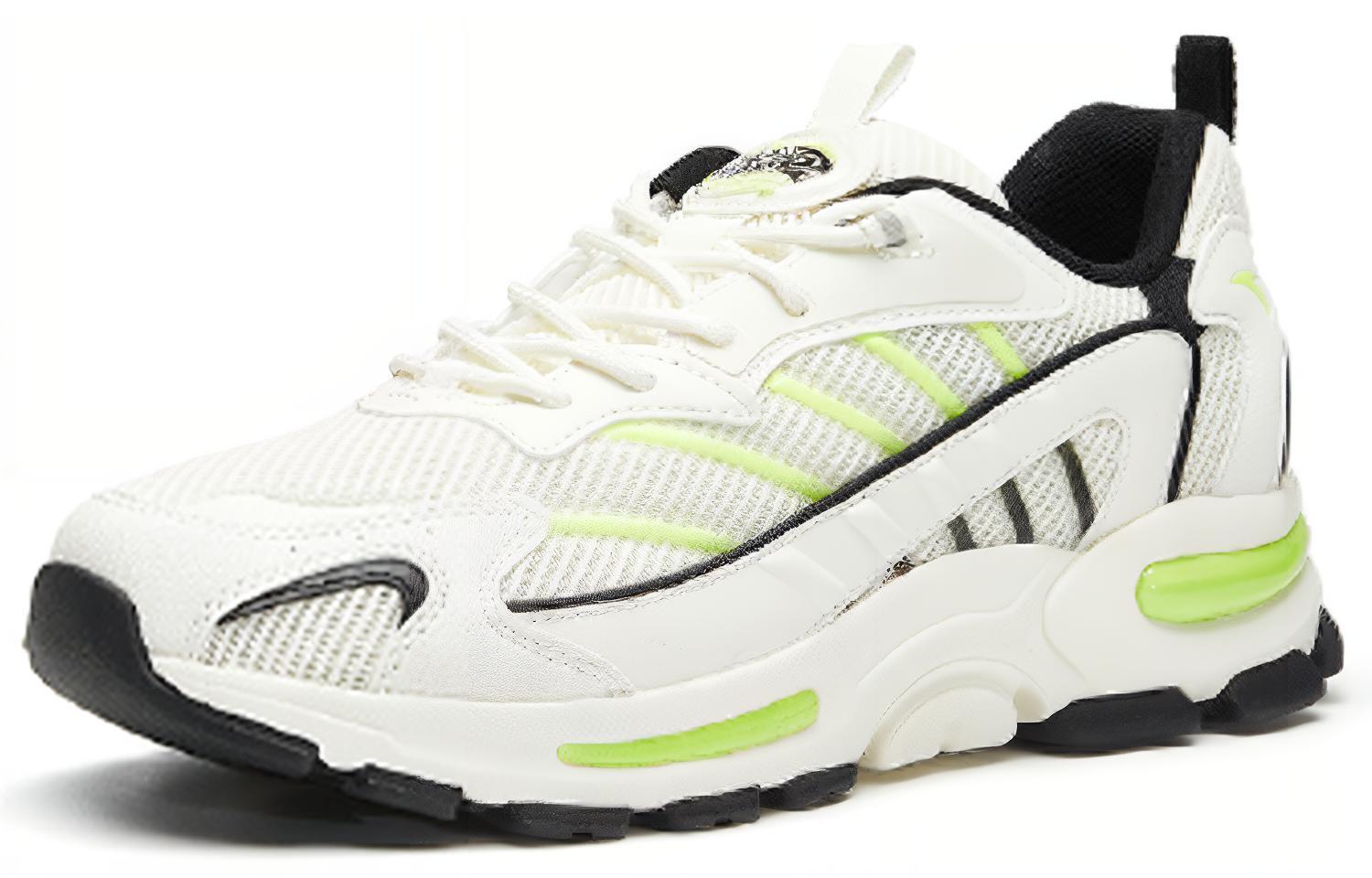 Lookbook 安踏Millennium Glacier Low '白绿黑' 运动鞋 112028899-4