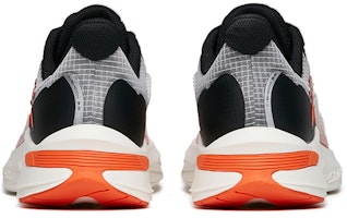 Anta 安踏 毒刺1 耐磨透氣 低筒 跑步鞋 男款 白橙黑 Shop Anta 安踏 毒刺1 耐磨透氣 低筒 跑步鞋 男款 白橙黑