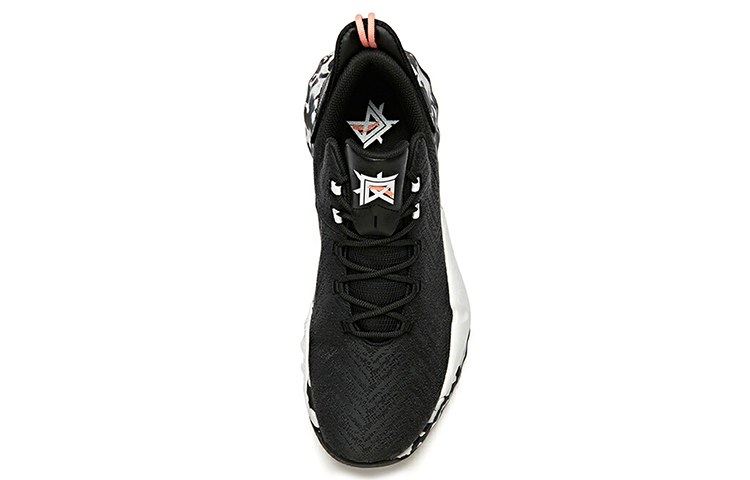 Shop Anta Quick Battle 3 Low 'Black White' 11941607-4