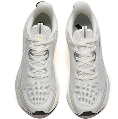 安踏 跑鞋系列 '白黑' 运动鞋 112135558S-3 Shop 安踏 跑鞋系列 '白黑' 运动鞋 112135558S-3