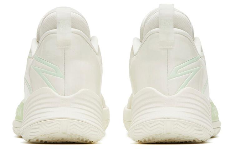 Shop Anta安踏 輕狂3 氮科技 減震防滑耐磨 低幫 籃球鞋 玉兔白