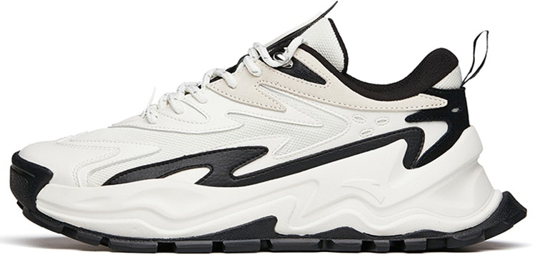 anta-retro-dad-shoes-white-black-112148880-r-2