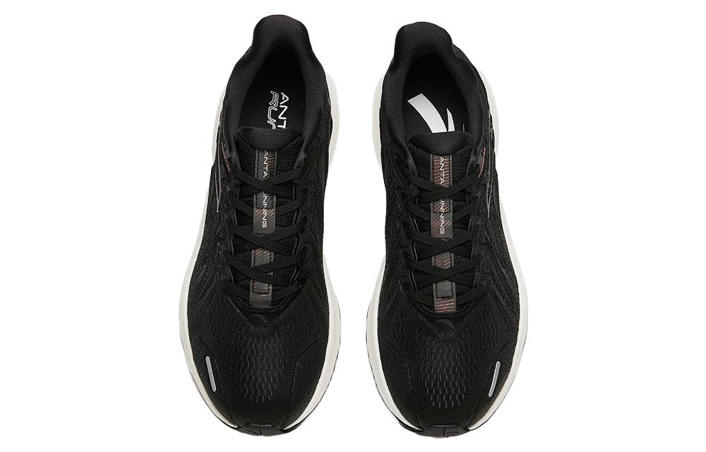 Lookbook Anta Rocket 3.0 'Hitam Putih' 112145587-8