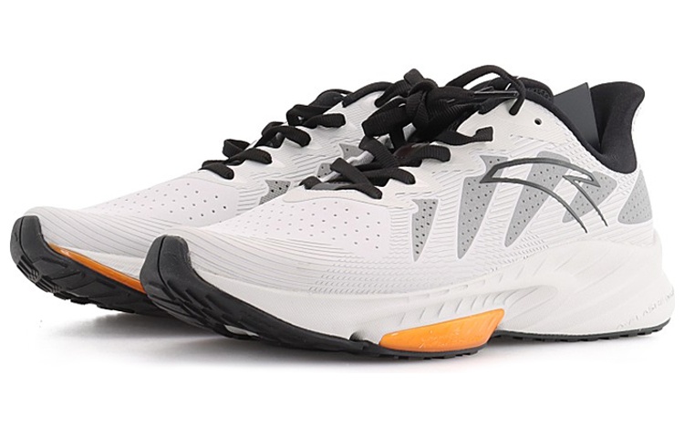 Lookbook Anta Rocket 3 Waterproof 'White Grey Black' 112145587-10