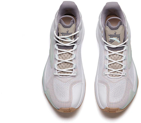 Anta安踏 熱浪3 低筒籃球鞋 灰白色 Lookbook Anta安踏 熱浪3 低筒籃球鞋 灰白色