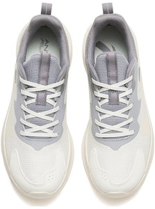 安踏 跑鞋 低帮‘白灰’ 912315573-5 Lookbook 安踏 跑鞋 低帮‘白灰’ 912315573-5