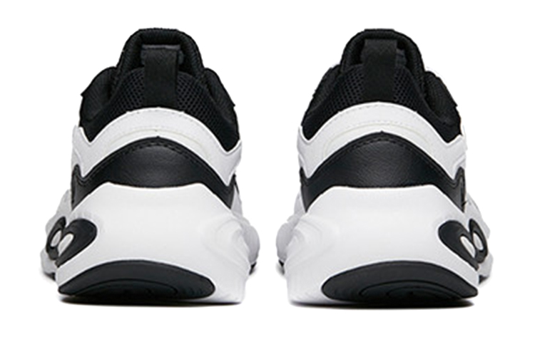 Purchase Anta Kasut Lari 'Hitam Putih Patchwork Gaya Bapa' 112045590-5