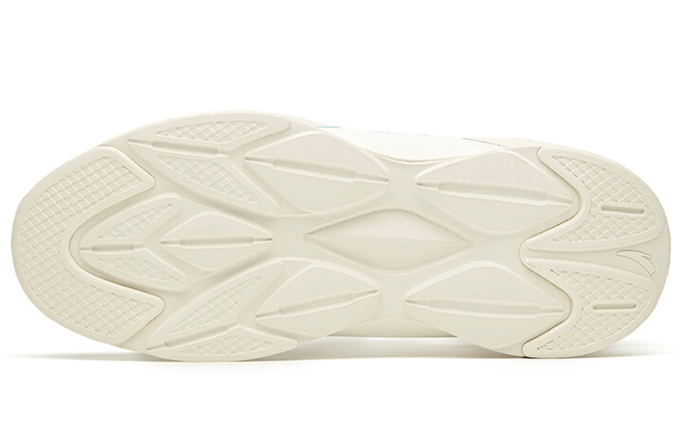 Purchase Anta安踏 跑步系列 飛碟 防滑耐磨 低幫 跑步鞋 象牙白