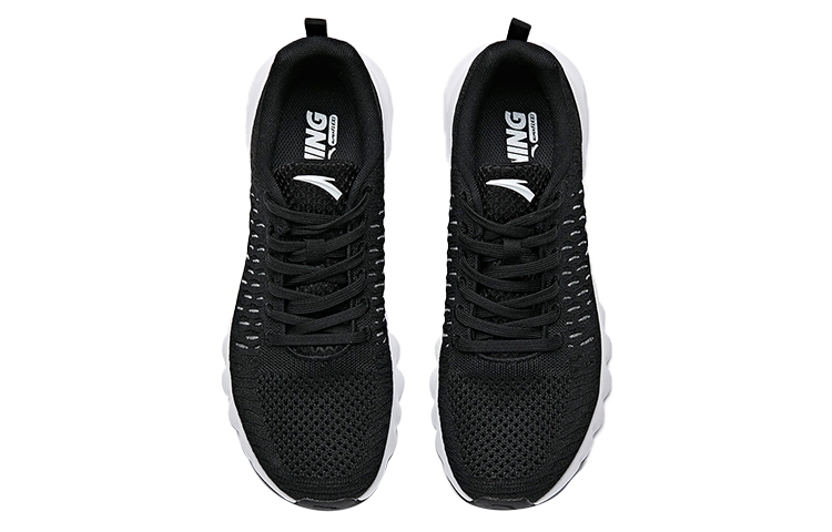 Lookbook 安踏 跑步系列 舒適低幫跑步鞋 黑色