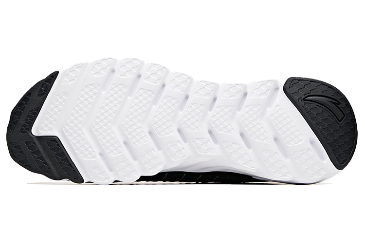 Purchase 安踏 跑步系列 舒適低幫跑步鞋 黑色