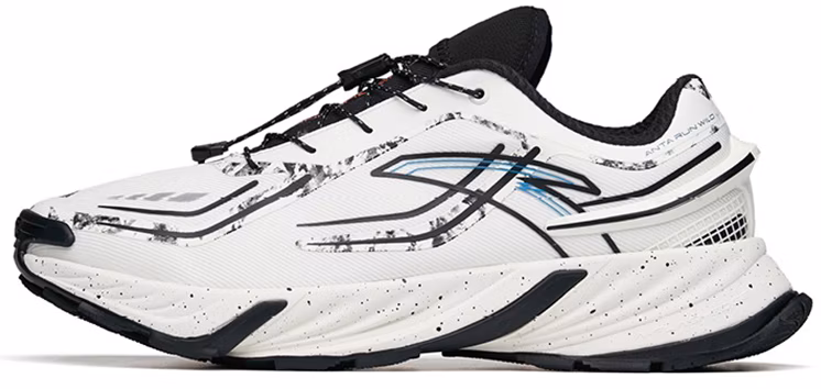 anta-running-series-low-black-white-112145525-5