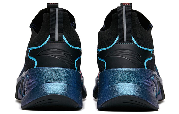 Shop 安踏跑步系列运动鞋 专业款‘海军蓝黑色’ 112145596-2