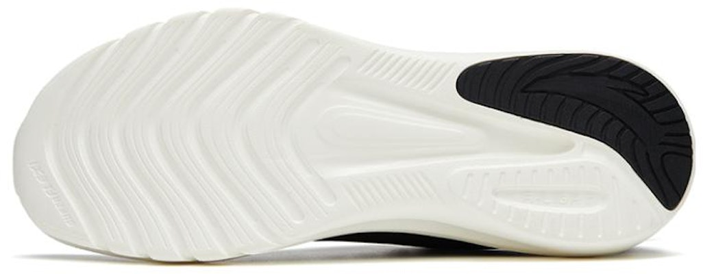 Anta安踏 跑步系列 防滑耐磨 低筒 跑步鞋 男款 黑色 Shop Anta安踏 跑步系列 防滑耐磨 低筒 跑步鞋 男款 黑色