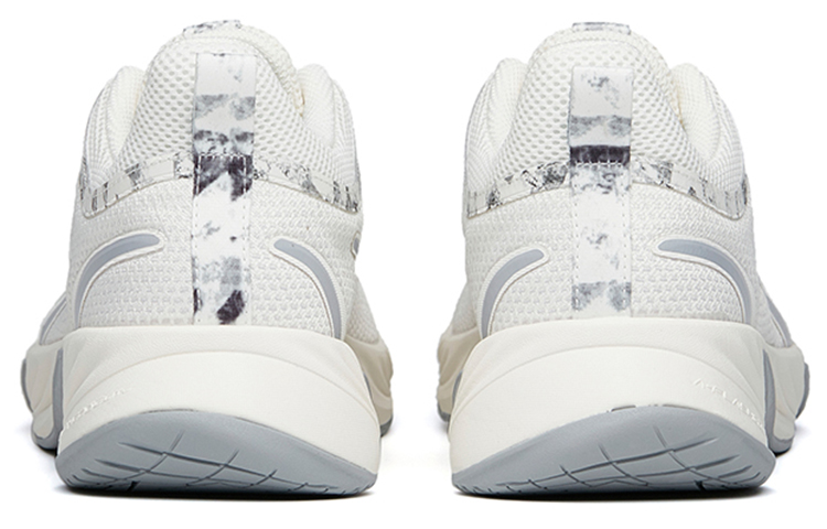 Shop Sneakers Siri Larian Anta 'Putih Kelabu dengan Kabus Dakwat' 112145523-5