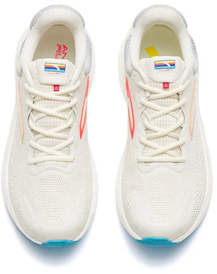 Anta安踏 跑步系列 氮科技竞速 软底 耐磨減震透氣 低幫 跑步鞋 白黃藍 Lookbook Anta安踏 跑步系列 氮科技竞速 软底 耐磨減震透氣 低幫 跑步鞋 白黃藍