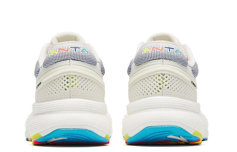 Shop Anta安踏 跑步系列 氮科技竞速 软底 耐磨減震透氣 低幫 跑步鞋 白黃藍