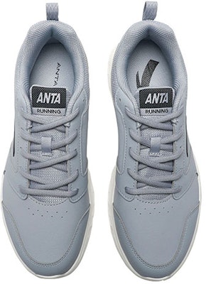 安踏 跑步系列 灰色运动鞋 912355581-13 Lookbook 安踏 跑步系列 灰色运动鞋 912355581-13