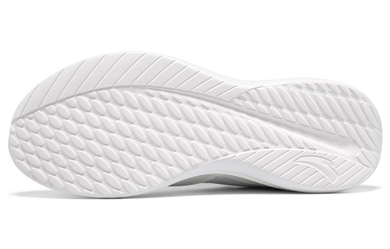 Shop 안타 러닝 시리즈 스니커즈 '화이트 블랙' 912345512-1