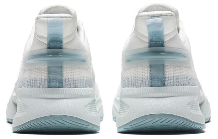 Shop 안타 러닝화 '화이트 블루' (Anta Running Series is implied) 112337789-2