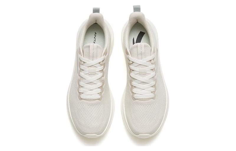 Anta Running Series Sneakers Flyknit 'White Grey' 圖 2