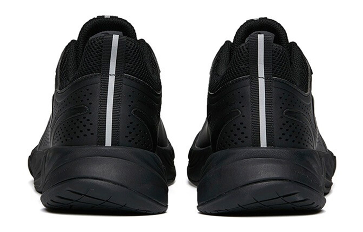 Shop Kasut Lari Anta Siri Kulit 'Hitam' 112145523-13