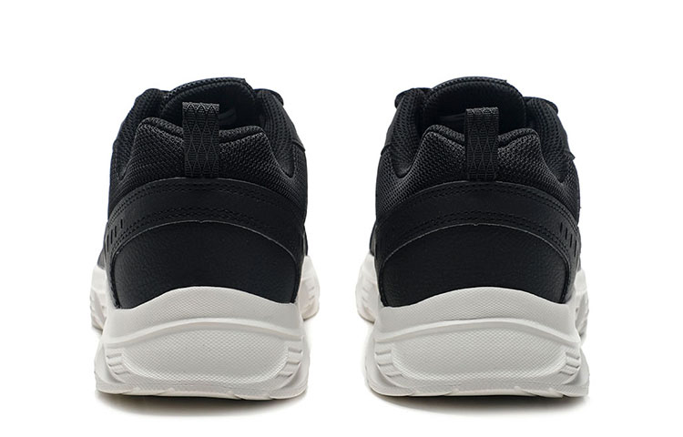 Purchase 安踏跑鞋系列“黑白” 912355581-12