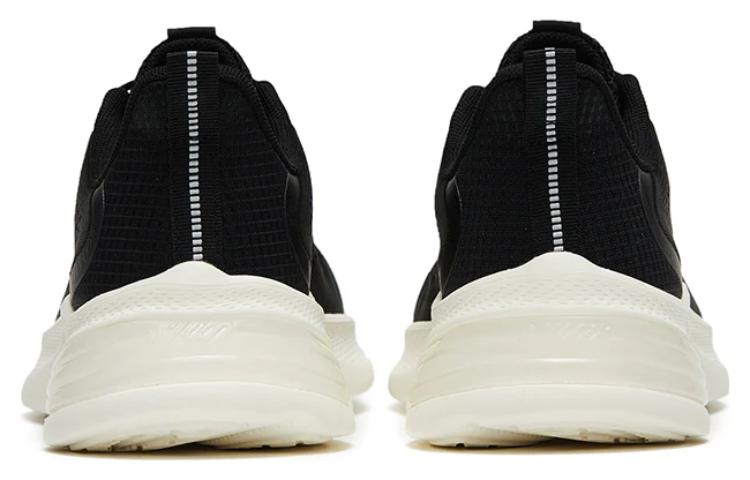 Shop Anta安踏 舒適 防滑耐磨 低筒 跑步鞋 男款 黑白色