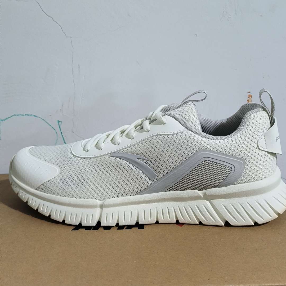 Buy 安踏男款打球、跑鞋