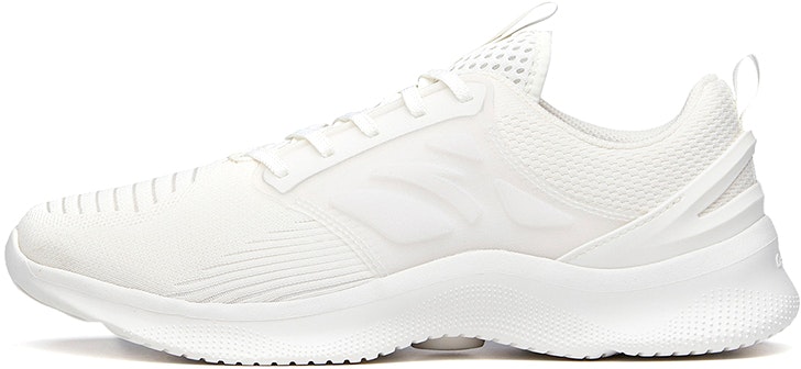 anta-running-shoes-white-112037710-1