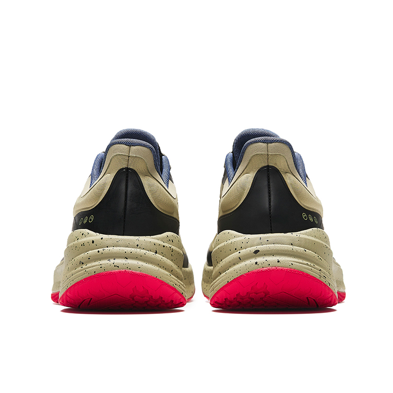 Shop Anta Chuang 'Beige Negro Rojo' 912345581-2