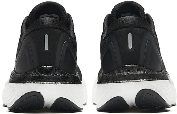 安踏跑步系列氮气跑鞋'黑色' 912335585-2 Shop 安踏跑步系列氮气跑鞋'黑色' 912335585-2