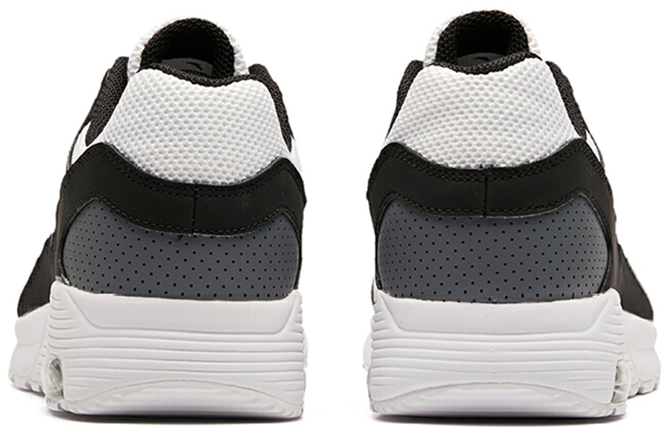 Shop Anta Shock-Absorbing Training Shoes 'Black White' 112017779-7