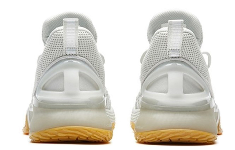 Shop Anta Shock The Game 3 Low 'White Grey' 11821166-6