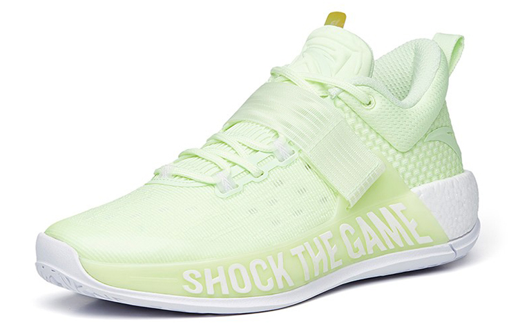 Lookbook 安踏Sweep 4 轻绿白色 112231608-4